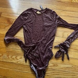 Skims Long sleeve Velvet Burnout Glove Bodysuit - Medium